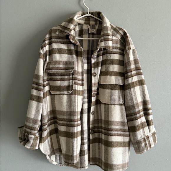 Ardene Jackets & Blazers - All neutral Plaid Button-Up Sherpa Shacket size L